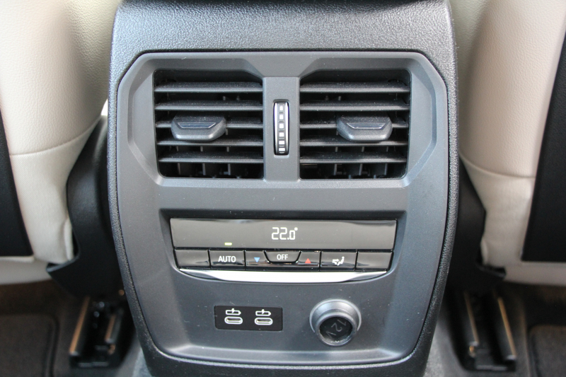 BMW 3シリーズ 320d Xdrive ﾂｰﾘﾝｸﾞMｽﾎﾟｰﾂ ﾃﾞﾋﾞｭｰ&ｲﾉﾍﾞｰｼｮﾝ&ｺﾝﾌｫｰﾄP  individualｶﾗｰ ﾚｰｻﾞｰﾗｲﾄ ﾋｰﾀｰ付ｵｲｽﾀｰﾚｻﾞｰ HUD ｼﾞｪｽﾁｬｰｺﾝﾄﾛｰﾙ ｱｯﾌﾟﾙｶｰﾌﾟﾚｲ BMWﾗｲﾌﾞｺｯｸﾋﾟｯﾄﾞﾜｲﾔﾚｽ充電 電動ﾄﾗﾝｸ 追従ACC ｽﾃｱﾘﾝｸﾞｻﾎﾟｰﾄ 2年保証