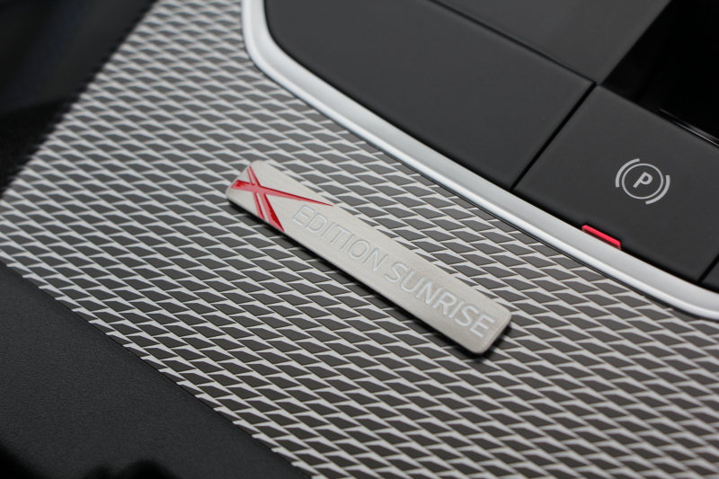 BMW 3シリーズ 320d Xdrive Mｽﾎﾟｰﾂ ｴﾃﾞｨｼｮﾝｻﾝﾗｲｽﾞ50台限定車 ﾋｰﾀｰ黒革 ﾚｰｻﾞｰﾗｲﾄ ｱﾀﾞﾌﾟﾃｨﾌﾞMｻｽ 専用19AW Mﾘｱｽﾎﾟｲﾗｰ Mｼｰﾄﾍﾞﾙﾄ 追従ACC ｽﾃｱﾘﾝｸﾞｻﾎﾟｰﾄ BMWﾗｲﾌﾞｺｯｸﾋﾟｯﾄﾞｱｯﾌﾟﾙｶｰﾌﾟﾚｲ ﾜｲﾔﾚｽ充電 2年保証