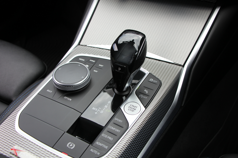 BMW 3シリーズ 320d Xdrive Mｽﾎﾟｰﾂ ｴﾃﾞｨｼｮﾝｻﾝﾗｲｽﾞ50台限定車 ﾋｰﾀｰ黒革 ﾚｰｻﾞｰﾗｲﾄ ｱﾀﾞﾌﾟﾃｨﾌﾞMｻｽ 専用19AW Mﾘｱｽﾎﾟｲﾗｰ Mｼｰﾄﾍﾞﾙﾄ 追従ACC ｽﾃｱﾘﾝｸﾞｻﾎﾟｰﾄ BMWﾗｲﾌﾞｺｯｸﾋﾟｯﾄﾞｱｯﾌﾟﾙｶｰﾌﾟﾚｲ ﾜｲﾔﾚｽ充電 2年保証