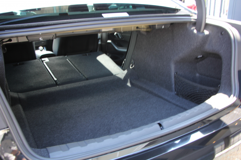 BMW 3シリーズ 330i Mｽﾎﾟｰﾂ ﾊｲﾗｲﾝ ｺﾝﾌｫｰﾄP 高出力 258馬力 ﾋｰﾀｰ黒革 追従ACC ｽﾃｱﾘﾝｸﾞｻﾎﾟｰﾄ ﾌﾙｾｸﾞTV 360度ｶﾒﾗ Pｱｼｽﾄﾌﾟﾗｽ 19AW LEDﾍｯﾄﾞﾗｲﾄ Mｽﾎﾟｰﾂﾌﾞﾚｰｷ ﾀｯﾁ画面HDDﾅﾋﾞｱｯﾌﾟﾙｶｰﾌﾟﾚｲ Hifiｽﾋﾟｰｶｰ 電動ﾄﾗﾝｸ ﾜｲﾔﾚｽ充電 2年保証