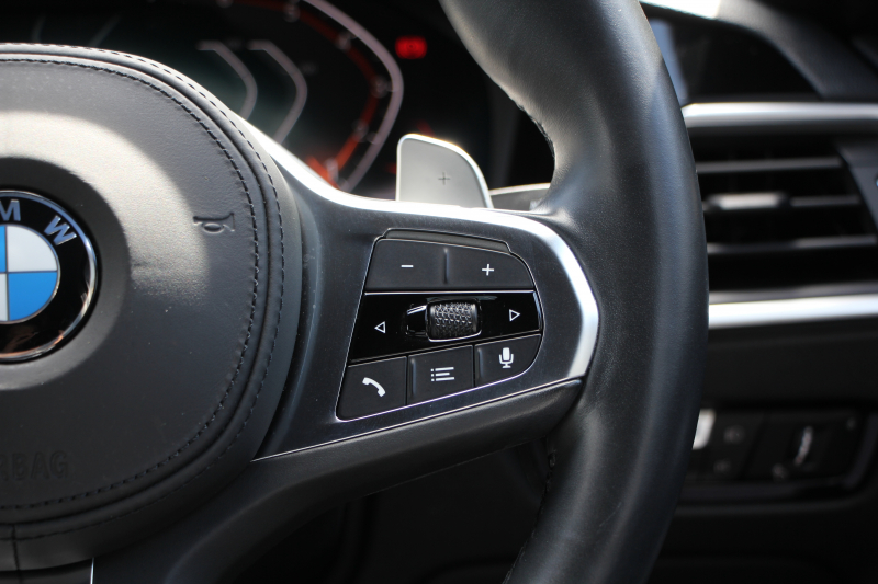 BMW 3シリーズ 330i Mｽﾎﾟｰﾂ ﾊｲﾗｲﾝ ｺﾝﾌｫｰﾄP 高出力 258馬力 ﾋｰﾀｰ黒革 追従ACC ｽﾃｱﾘﾝｸﾞｻﾎﾟｰﾄ ﾌﾙｾｸﾞTV 360度ｶﾒﾗ Pｱｼｽﾄﾌﾟﾗｽ 19AW LEDﾍｯﾄﾞﾗｲﾄ Mｽﾎﾟｰﾂﾌﾞﾚｰｷ ﾀｯﾁ画面HDDﾅﾋﾞｱｯﾌﾟﾙｶｰﾌﾟﾚｲ Hifiｽﾋﾟｰｶｰ 電動ﾄﾗﾝｸ ﾜｲﾔﾚｽ充電 2年保証