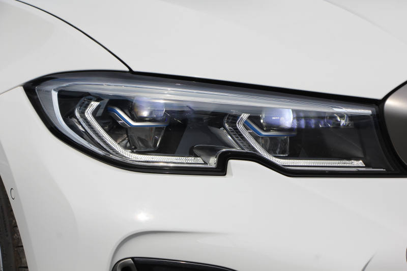 BMW 3シリーズ M340i Xdrive ﾂｰﾘﾝｸﾞｲﾉﾍﾞｰｼｮﾝP 4WD 直6ﾀｰﾎﾞ387馬力 ﾋｰﾀｰ黒革 ﾚｰｻﾞｰﾗｲﾄ HUD ｼﾞｪｽﾁｬｰC ﾊｰﾏﾝｶｰﾄﾞﾝ ｱﾀﾞﾌﾟﾃｨﾌﾞMｻｽ 専用ﾃﾞﾌ 19AW Mｽﾎﾟｰﾂﾌﾞﾚｰｷ BMWﾗｲﾌﾞｺｯｸﾋﾟｯﾄﾞﾊﾟｰｷﾝｸﾞｱｼｽﾄﾌﾟﾗｽ 360度ｶﾒﾗ 2年保証