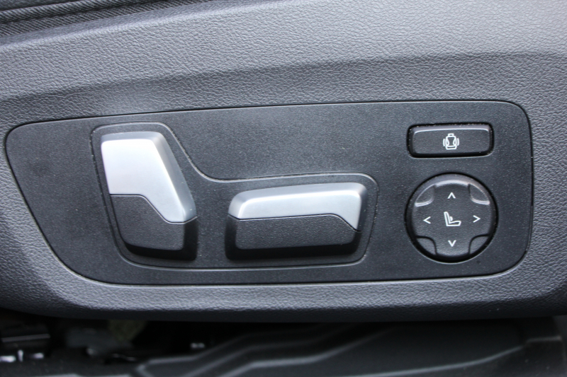 BMW 3シリーズ M340i Xdrive ﾂｰﾘﾝｸﾞｲﾉﾍﾞｰｼｮﾝP 4WD 直6ﾀｰﾎﾞ387馬力 ﾋｰﾀｰ黒革 ﾚｰｻﾞｰﾗｲﾄ HUD ｼﾞｪｽﾁｬｰC ﾊｰﾏﾝｶｰﾄﾞﾝ ｱﾀﾞﾌﾟﾃｨﾌﾞMｻｽ 専用ﾃﾞﾌ 19AW Mｽﾎﾟｰﾂﾌﾞﾚｰｷ BMWﾗｲﾌﾞｺｯｸﾋﾟｯﾄﾞﾊﾟｰｷﾝｸﾞｱｼｽﾄﾌﾟﾗｽ 360度ｶﾒﾗ 2年保証