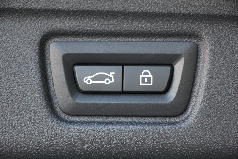 BMW 3シリーズ M340i Xdrive ﾂｰﾘﾝｸﾞｲﾉﾍﾞｰｼｮﾝP 4WD 直6ﾀｰﾎﾞ387馬力 ﾋｰﾀｰ黒革 ﾚｰｻﾞｰﾗｲﾄ HUD ｼﾞｪｽﾁｬｰC ﾊｰﾏﾝｶｰﾄﾞﾝ ｱﾀﾞﾌﾟﾃｨﾌﾞMｻｽ 専用ﾃﾞﾌ 19AW Mｽﾎﾟｰﾂﾌﾞﾚｰｷ BMWﾗｲﾌﾞｺｯｸﾋﾟｯﾄﾞﾊﾟｰｷﾝｸﾞｱｼｽﾄﾌﾟﾗｽ 360度ｶﾒﾗ 2年保証