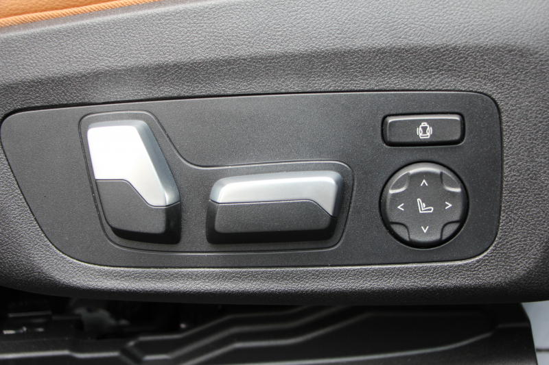 BMW 3シリーズ 320d Xdrive Mｽﾎﾟｰﾂ ﾊｲﾗｲﾝ&ｺﾝﾌｫｰﾄP 4WD ｺﾆｬｯｸﾚｻﾞｰ ｼｰﾄﾋｰﾀｰ ｵﾌﾟｼｮﾝ19AW Pｱｼｽﾄﾌﾟﾗｽ 360度ｶﾒﾗ BMWﾗｲﾌﾞｺｯｸﾋﾟｯﾄﾞﾀｯﾁ画面HDDﾅﾋﾞApplecarplay ﾜｲﾔﾚｽ充電 LEDﾍｯﾄﾞﾗｲﾄ ｵｰﾄﾊｲﾋﾞｰﾑ 追従ACC 電動ﾄﾗﾝｸ Hi-fiｽﾋﾟｰｶｰ 2年保証