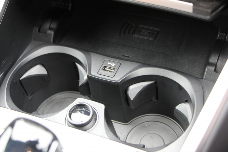 BMW 3シリーズ 320d Xdrive Mｽﾎﾟｰﾂ ﾊｲﾗｲﾝ&ｺﾝﾌｫｰﾄP 4WD ｺﾆｬｯｸﾚｻﾞｰ ｼｰﾄﾋｰﾀｰ ｵﾌﾟｼｮﾝ19AW Pｱｼｽﾄﾌﾟﾗｽ 360度ｶﾒﾗ BMWﾗｲﾌﾞｺｯｸﾋﾟｯﾄﾞﾀｯﾁ画面HDDﾅﾋﾞApplecarplay ﾜｲﾔﾚｽ充電 LEDﾍｯﾄﾞﾗｲﾄ ｵｰﾄﾊｲﾋﾞｰﾑ 追従ACC 電動ﾄﾗﾝｸ Hi-fiｽﾋﾟｰｶｰ 2年保証