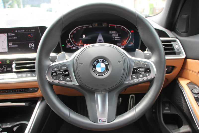BMW 3シリーズ 320d Xdrive Mｽﾎﾟｰﾂ ﾊｲﾗｲﾝ&ｺﾝﾌｫｰﾄP 4WD ｺﾆｬｯｸﾚｻﾞｰ ｼｰﾄﾋｰﾀｰ ｵﾌﾟｼｮﾝ19AW Pｱｼｽﾄﾌﾟﾗｽ 360度ｶﾒﾗ BMWﾗｲﾌﾞｺｯｸﾋﾟｯﾄﾞﾀｯﾁ画面HDDﾅﾋﾞApplecarplay ﾜｲﾔﾚｽ充電 LEDﾍｯﾄﾞﾗｲﾄ ｵｰﾄﾊｲﾋﾞｰﾑ 追従ACC 電動ﾄﾗﾝｸ Hi-fiｽﾋﾟｰｶｰ 2年保証
