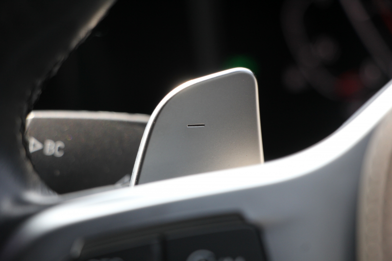 BMW 3シリーズ 320i Mｽﾎﾟｰﾂ ｺﾝﾌｫｰﾄP ｼｰﾄﾋｰﾀｰ 追従ACC ｽﾃｱﾘﾝｸﾞｻﾎﾟｰﾄ BMWﾗｲﾌﾞｺｯｸﾋﾟｯﾄﾞLEDﾍｯﾄﾞﾗｲﾄ ｵｰﾄﾊｲﾋﾞｰﾑ ﾜｲﾔﾚｽ充電 ｱﾝﾋﾞｴﾝﾄﾗｲﾄ ﾊｰﾌﾚｻﾞｰ 電動ﾄﾗﾝｸ 3ｿﾞｰﾝｴｱｺﾝ ｱｯﾌﾟﾙｶｰﾌﾟﾚｲ ﾀｯﾁ画面HDDﾅﾋﾞ2年保証