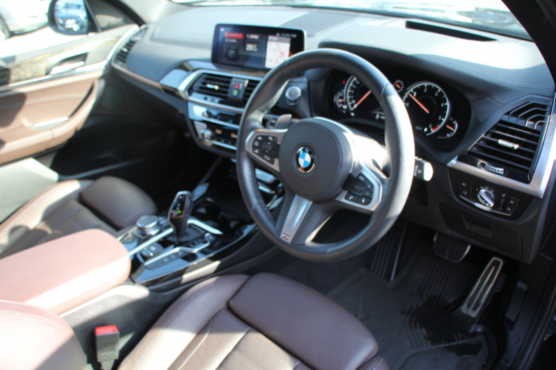 BMW X3 M40d ｾﾚｸﾄP 326馬力 3.0Lﾃﾞｨｰｾﾞﾙﾀｰﾎﾞﾊﾟﾉﾗﾏｻﾝﾙｰﾌ 全席ﾋｰﾀｰ茶革  ﾊｰﾏﾝｶｰﾄﾞﾝｻｳﾝﾄﾞHUD ﾘｱｼｰﾄ可倒調整 専用21AW Mｽﾎﾟｰﾂﾃﾞﾌ&ﾌﾞﾚｰｷ 追従ACC ｽﾃｱﾘﾝｸﾞｻﾎﾟｰﾄ ﾀｯﾁ画面HDDﾅﾋﾞTV 360度ｶﾒﾗ ｱﾝﾋﾞｴﾝﾄﾗｲﾄ 電動ﾄﾗﾝｸ 2年保証