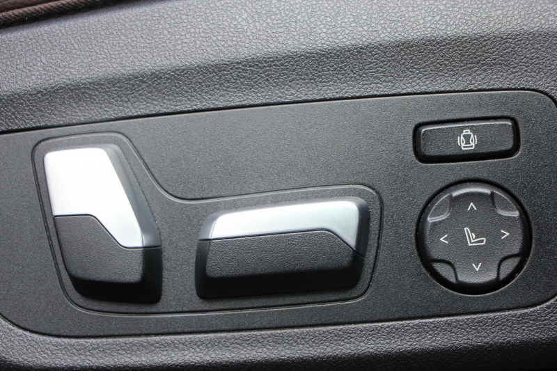 BMW X3 M40d ｾﾚｸﾄP 326馬力 3.0Lﾃﾞｨｰｾﾞﾙﾀｰﾎﾞﾊﾟﾉﾗﾏｻﾝﾙｰﾌ 全席ﾋｰﾀｰ茶革  ﾊｰﾏﾝｶｰﾄﾞﾝｻｳﾝﾄﾞHUD ﾘｱｼｰﾄ可倒調整 専用21AW Mｽﾎﾟｰﾂﾃﾞﾌ&ﾌﾞﾚｰｷ 追従ACC ｽﾃｱﾘﾝｸﾞｻﾎﾟｰﾄ ﾀｯﾁ画面HDDﾅﾋﾞTV 360度ｶﾒﾗ ｱﾝﾋﾞｴﾝﾄﾗｲﾄ 電動ﾄﾗﾝｸ 2年保証