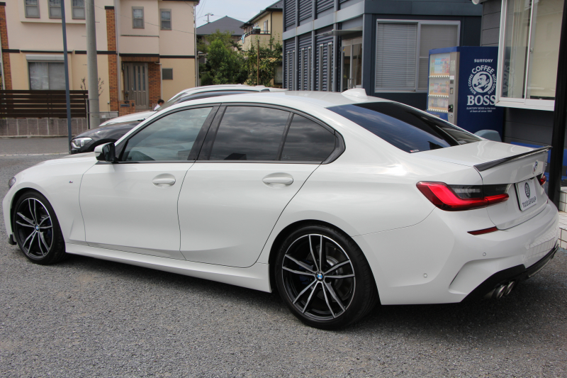 BMW 3シリーズ 320i Mｽﾎﾟｰﾂ ﾊｲﾗｲﾝ ﾌｧｽﾄﾄﾗｯｸ&ｺﾝﾌｫｰﾄP 1ｵｰﾅ ﾋｰﾀｰ黒革 ｱﾀﾞﾌﾟﾃｨﾌﾞMｻｽ Mspﾌﾞﾚｰｷ 19AW 電動ﾄﾗﾝｸ Mﾊﾟﾌｫｰﾏﾝｽｴｱﾛ REMUSﾏﾌﾗｰ Hi-fiｽﾋﾟｰｶｰ 追従ACC ｽﾃｱﾘﾝｸﾞｻﾎﾟｰﾄ ｱｯﾌﾟﾙｶｰﾌﾟﾚｲ ﾀｯﾁ画面HDDﾅﾋﾞLEDﾍｯﾄﾞﾗｲﾄ 2年保証