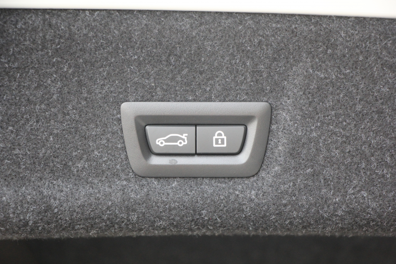 BMW 3シリーズ 320i Mｽﾎﾟｰﾂ ﾊｲﾗｲﾝ ﾌｧｽﾄﾄﾗｯｸ&ｺﾝﾌｫｰﾄP 1ｵｰﾅ ﾋｰﾀｰ黒革 ｱﾀﾞﾌﾟﾃｨﾌﾞMｻｽ Mspﾌﾞﾚｰｷ 19AW 電動ﾄﾗﾝｸ Mﾊﾟﾌｫｰﾏﾝｽｴｱﾛ REMUSﾏﾌﾗｰ Hi-fiｽﾋﾟｰｶｰ 追従ACC ｽﾃｱﾘﾝｸﾞｻﾎﾟｰﾄ ｱｯﾌﾟﾙｶｰﾌﾟﾚｲ ﾀｯﾁ画面HDDﾅﾋﾞLEDﾍｯﾄﾞﾗｲﾄ 2年保証