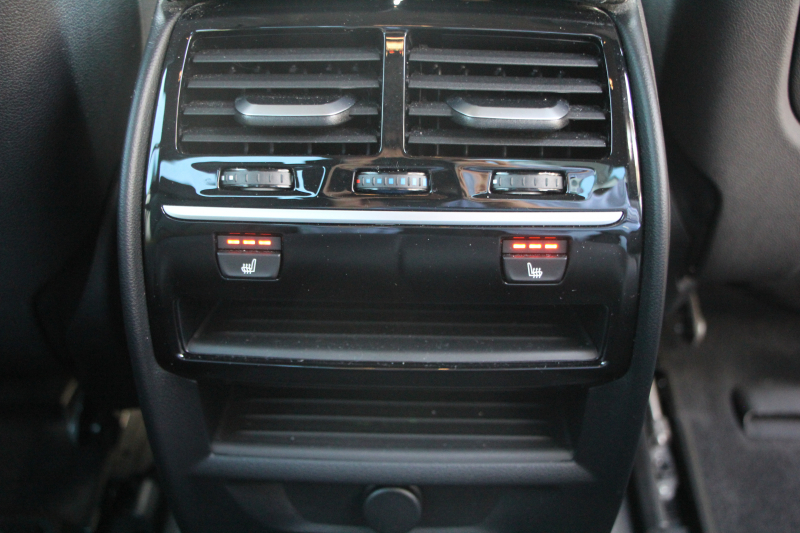 BMW 5シリーズ 530i Mｽﾎﾟｰﾂ ｺﾝﾌｫｰﾄP 高出力 252馬力 全席ﾋｰﾀｰ黒革 HUD ｿﾌﾄｸﾛｰｽﾞﾄﾞｱ ｺﾝﾌｫｰﾄｼｰﾄ&ﾍﾞﾝﾁﾚｰｼｮﾝ&ﾏｯｻｰｼﾞ追従ACC ｽﾃｱﾘﾝｸﾞｻﾎﾟｰﾄ LEDﾍｯﾄﾞﾗｲﾄ ﾀｯﾁ画面HDDﾅﾋﾞTV 360度ｶﾒﾗ Pｱｼｽﾄﾌﾟﾗｽ 電動ﾄﾗﾝｸ 2年保証