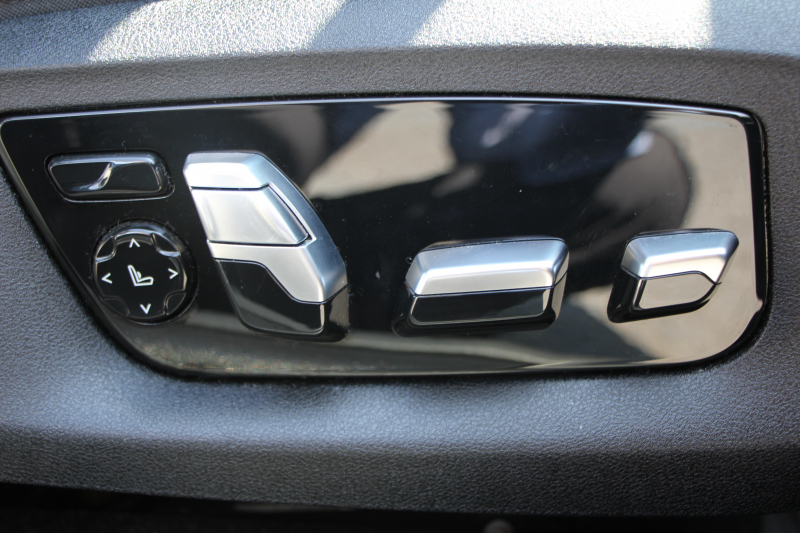 BMW 5シリーズ 530i Mｽﾎﾟｰﾂ ｺﾝﾌｫｰﾄP 高出力 252馬力 全席ﾋｰﾀｰ黒革 HUD ｿﾌﾄｸﾛｰｽﾞﾄﾞｱ ｺﾝﾌｫｰﾄｼｰﾄ&ﾍﾞﾝﾁﾚｰｼｮﾝ&ﾏｯｻｰｼﾞ追従ACC ｽﾃｱﾘﾝｸﾞｻﾎﾟｰﾄ LEDﾍｯﾄﾞﾗｲﾄ ﾀｯﾁ画面HDDﾅﾋﾞTV 360度ｶﾒﾗ Pｱｼｽﾄﾌﾟﾗｽ 電動ﾄﾗﾝｸ 2年保証