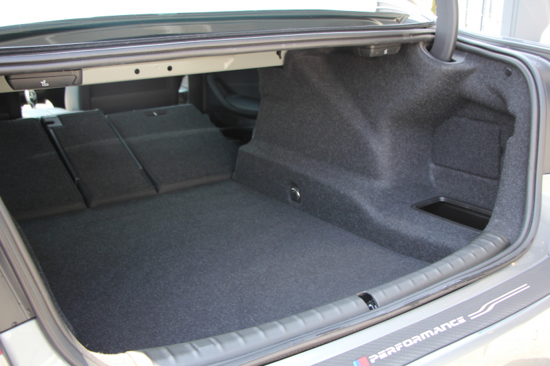 BMW 5シリーズ 530i Mｽﾎﾟｰﾂ ｺﾝﾌｫｰﾄP 高出力 252馬力 全席ﾋｰﾀｰ黒革 HUD ｿﾌﾄｸﾛｰｽﾞﾄﾞｱ ｺﾝﾌｫｰﾄｼｰﾄ&ﾍﾞﾝﾁﾚｰｼｮﾝ&ﾏｯｻｰｼﾞ追従ACC ｽﾃｱﾘﾝｸﾞｻﾎﾟｰﾄ LEDﾍｯﾄﾞﾗｲﾄ ﾀｯﾁ画面HDDﾅﾋﾞTV 360度ｶﾒﾗ Pｱｼｽﾄﾌﾟﾗｽ 電動ﾄﾗﾝｸ 2年保証