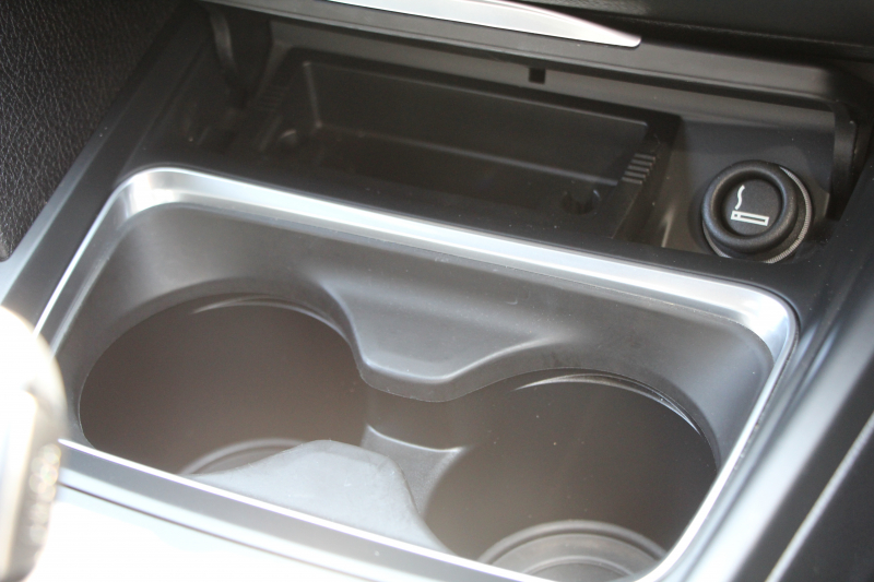 BMW 3シリーズ 320i Mｽﾎﾟｰﾂ 前期最終 追従ACC ETC2.0 衝突軽減ﾌﾞﾚｰｷ 車線逸脱警告 歩行者警告 ﾌﾙｾｸﾞTV ﾀｯﾁﾊﾟｯﾄﾞ対応HDDﾅﾋﾞ専用ｴｱﾛ 18AW ｽﾏｰﾄｷｰ Bluetooth接続 ﾊﾟﾄﾞﾙｼﾌﾄ LEDﾘﾝｸﾞｷｾﾉﾝ 2年保証