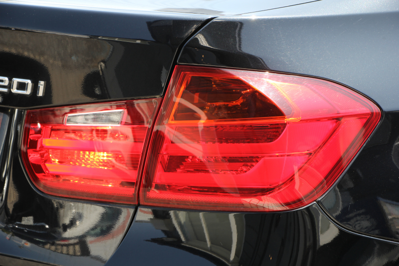 BMW 3シリーズ 320i Mｽﾎﾟｰﾂ 前期最終 追従ACC ETC2.0 衝突軽減ﾌﾞﾚｰｷ 車線逸脱警告 歩行者警告 ﾌﾙｾｸﾞTV ﾀｯﾁﾊﾟｯﾄﾞ対応HDDﾅﾋﾞ専用ｴｱﾛ 18AW ｽﾏｰﾄｷｰ Bluetooth接続 ﾊﾟﾄﾞﾙｼﾌﾄ LEDﾘﾝｸﾞｷｾﾉﾝ 2年保証