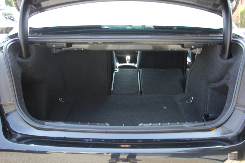 BMW 3シリーズ 320i Mｽﾎﾟｰﾂ 前期最終 追従ACC ETC2.0 衝突軽減ﾌﾞﾚｰｷ 車線逸脱警告 歩行者警告 ﾌﾙｾｸﾞTV ﾀｯﾁﾊﾟｯﾄﾞ対応HDDﾅﾋﾞ専用ｴｱﾛ 18AW ｽﾏｰﾄｷｰ Bluetooth接続 ﾊﾟﾄﾞﾙｼﾌﾄ LEDﾘﾝｸﾞｷｾﾉﾝ 2年保証