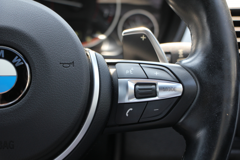 BMW 3シリーズ 320i Mｽﾎﾟｰﾂ 前期最終 追従ACC ETC2.0 衝突軽減ﾌﾞﾚｰｷ 車線逸脱警告 歩行者警告 ﾌﾙｾｸﾞTV ﾀｯﾁﾊﾟｯﾄﾞ対応HDDﾅﾋﾞ専用ｴｱﾛ 18AW ｽﾏｰﾄｷｰ Bluetooth接続 ﾊﾟﾄﾞﾙｼﾌﾄ LEDﾘﾝｸﾞｷｾﾉﾝ 2年保証