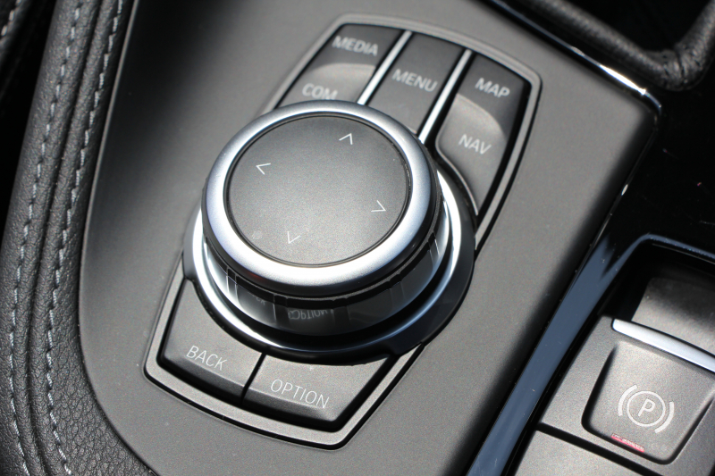 BMW X1 Xdrive18d Mｽﾎﾟｰﾂ ﾊｲﾗｲﾝ ｺﾝﾌｫｰﾄP 後期 ﾌｪｲｽﾘﾌﾄ後 ﾋｰﾀｰ黒革 電動ｼｰﾄ LEDﾍｯﾄﾞﾗｲﾄ 追従ACC 変更後ﾀｯﾁﾊﾟﾈﾙ対応HDDﾅﾋﾞ新ﾒｰﾀｰ Bluetooth接続 Pｱｼｽﾄ Bｶﾒﾗ 電動ﾄﾗﾝｸ 衝突軽減ﾌﾞﾚｰｷ 車線逸脱警告 歩行者警告 2年保証