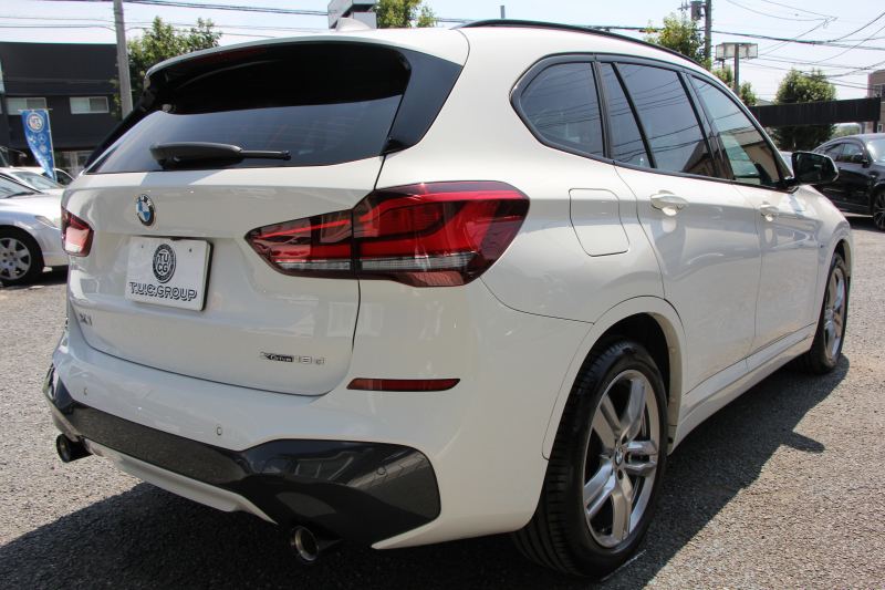 BMW X1 Xdrive18d Mｽﾎﾟｰﾂ ﾊｲﾗｲﾝ ｺﾝﾌｫｰﾄP 後期 ﾌｪｲｽﾘﾌﾄ後 ﾋｰﾀｰ黒革 電動ｼｰﾄ LEDﾍｯﾄﾞﾗｲﾄ 追従ACC 変更後ﾀｯﾁﾊﾟﾈﾙ対応HDDﾅﾋﾞ新ﾒｰﾀｰ Bluetooth接続 Pｱｼｽﾄ Bｶﾒﾗ 電動ﾄﾗﾝｸ 衝突軽減ﾌﾞﾚｰｷ 車線逸脱警告 歩行者警告 2年保証