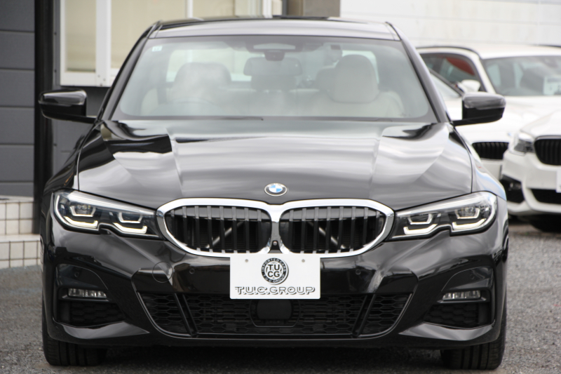 BMW 3シリーズ 320i ｼﾄﾘﾝﾌﾞﾗｯｸｴﾃﾞｨｼｮﾝ 首都圏限定88台 ﾊｲﾗｲﾝ ｵｲｽﾀｰﾚｻﾞｰ ｼｰﾄﾋｰﾀｰ ｺﾝﾌｫｰﾄP 電動ﾄﾗﾝｸ Hi-fiｽﾋﾟｰｶｰ 360度ｶﾒﾗ 19AW 追従ACC ｽﾃｱﾘﾝｸﾞｻﾎﾟｰﾄ ｱｯﾌﾟﾙｶｰﾌﾟﾚｲ ﾀｯﾁ画面HDDﾅﾋﾞLEDﾍｯﾄﾞﾗｲﾄ ｵｰﾄﾊｲﾋﾞｰﾑ 2年保証