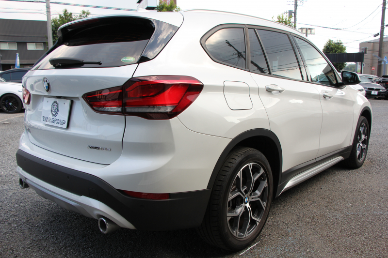 BMW X1 Xdrive18d Xﾗｲﾝ ｴﾃﾞｨｼｮﾝｼﾞｮｲﾌﾟﾗｽ ﾊｲﾗｲﾝ&ｺﾝﾌｫｰﾄP 後期 ﾌｪｲｽﾘﾌﾄ後 真珠色 ﾋｰﾀｰ黒革 追従ACC LEDﾍｯﾄﾞﾗｲﾄ 電動ﾄﾗﾝｸ ﾀｯﾁ画面HDDﾅﾋﾞ衝突軽減ﾌﾞﾚｰｷ 車線逸脱警告 歩行者警告 専用18AW ｳｯﾄﾞﾊﾟﾈﾙ 2年保証