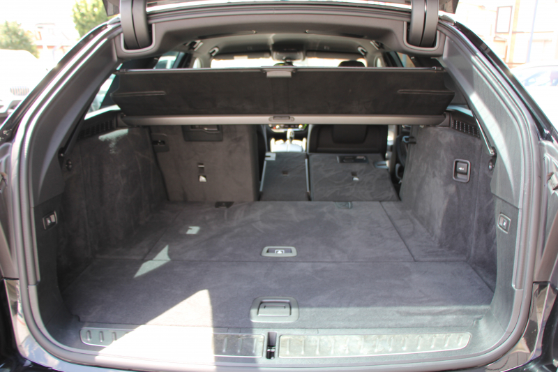 BMW 5シリーズ 523d ﾂｰﾘﾝｸﾞｴﾃﾞｨｼｮﾝﾐｯｼｮﾝｲﾝﾎﾟｯｼﾌﾞﾙ 特別仕様車 ﾊｰﾏﾝｶｰﾄﾞﾝｻﾗｳﾝﾄﾞHUD 専用ﾌﾞﾗｯｸ19AW ﾌﾞﾗｯｸｷﾄﾞﾆｰｸﾞﾘﾙ 追従ACC ｽﾃｱﾘﾝｸﾞｻﾎﾟｰﾄ 360度ｶﾒﾗ Pｱｼｽﾄ ﾀｯﾁ画面HDDﾅﾋﾞTV LEDﾍｯﾄﾞﾗｲﾄ ｵｰﾄﾊｲﾋﾞｰﾑ 2年保証