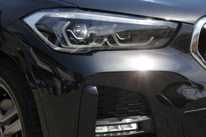 BMW X1 Xdrive18d Mｽﾎﾟｰﾂ ﾊｲﾗｲﾝ ｺﾝﾌｫｰﾄP 後期 ﾌｪｲｽﾘﾌﾄ後 ﾋｰﾀｰ黒革 Mｼｰﾄﾍﾞﾙﾄ ﾜｲﾔﾚｽ充電 電動ｼｰﾄ LEDﾍｯﾄﾞﾗｲﾄ 追従ACC ﾀｯﾁﾊﾟﾈﾙ対応HDDﾅﾋﾞ新ﾒｰﾀｰ Bluetooth接続 Pｱｼｽﾄ 電動ﾄﾗﾝｸ 衝突軽減ﾌﾞﾚｰｷ 車線逸脱警告 歩行者警告 2年保証