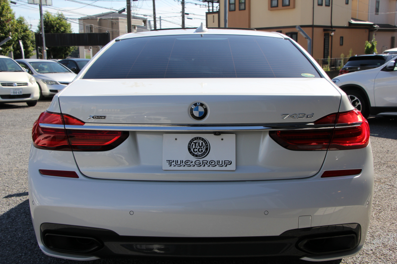 BMW 7シリーズ 740d Xdrive Mｽﾎﾟｰﾂ ﾘｱｺﾝﾌｫｰﾄP 1ｵｰﾅ ﾘｱｴﾝﾀｰﾃｲﾒﾝﾄ ﾘｱﾓﾆﾀｰ ﾀｯﾁｺﾏﾝﾄﾞﾋｰﾄｺﾝﾌｫｰﾄP ｻﾝﾙｰﾌ ﾚｰｻﾞｰﾗｲﾄ ﾃﾞｨｽﾌﾟﾚｲｷｰ ﾘﾓｰﾄﾊﾟｰｷﾝｸﾞﾏｯｻｰｼﾞ&ﾍﾞﾝﾁﾚｰｼｮﾝ ｺﾆｬｯｸﾚｻﾞｰ 360度ｶﾒﾗ 4WD 3.0Lﾃﾞｨｰｾﾞﾙﾀｰﾎﾞ2年保証