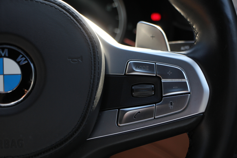 BMW 7シリーズ 740d Xdrive Mｽﾎﾟｰﾂ ﾘｱｺﾝﾌｫｰﾄP 1ｵｰﾅ ﾘｱｴﾝﾀｰﾃｲﾒﾝﾄ ﾘｱﾓﾆﾀｰ ﾀｯﾁｺﾏﾝﾄﾞﾋｰﾄｺﾝﾌｫｰﾄP ｻﾝﾙｰﾌ ﾚｰｻﾞｰﾗｲﾄ ﾃﾞｨｽﾌﾟﾚｲｷｰ ﾘﾓｰﾄﾊﾟｰｷﾝｸﾞﾏｯｻｰｼﾞ&ﾍﾞﾝﾁﾚｰｼｮﾝ ｺﾆｬｯｸﾚｻﾞｰ 360度ｶﾒﾗ 4WD 3.0Lﾃﾞｨｰｾﾞﾙﾀｰﾎﾞ2年保証