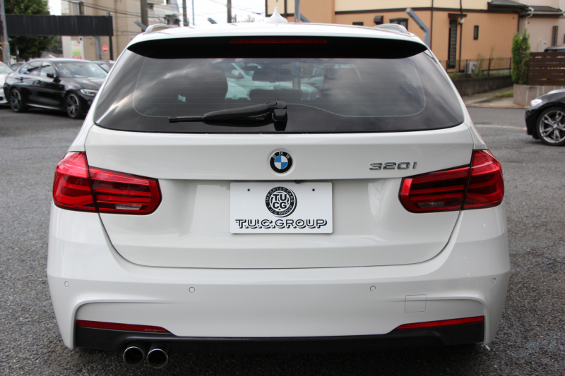 BMW 3シリーズ 320i ﾂｰﾘﾝｸﾞMｽﾎﾟｰﾂ 最終ﾓﾃﾞﾙ 新ｴﾝｼﾞﾝ ｼｰﾄﾋｰﾀｰ LEDﾍｯﾄﾞﾗｲﾄ&ﾃｰﾙ NEWﾙｰﾑﾐﾗｰ 追従ACC ﾚｰﾝﾁｪﾝｼﾞ警告 ﾀｯﾁﾊﾟﾈﾙ対応HDDﾅﾋﾞ Bｶﾒﾗ Bluetooth接続 ﾊﾟﾄﾞﾙｼﾌﾄ 電動ﾄﾗﾝｸ 衝突軽減ﾌﾞﾚｰｷ 車線逸脱警告 歩行者警告 2年保証