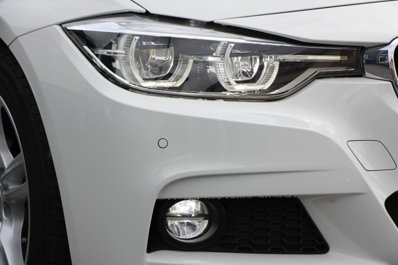 BMW 3シリーズ 320i ﾂｰﾘﾝｸﾞMｽﾎﾟｰﾂ 最終ﾓﾃﾞﾙ 新ｴﾝｼﾞﾝ ｼｰﾄﾋｰﾀｰ LEDﾍｯﾄﾞﾗｲﾄ&ﾃｰﾙ NEWﾙｰﾑﾐﾗｰ 追従ACC ﾚｰﾝﾁｪﾝｼﾞ警告 ﾀｯﾁﾊﾟﾈﾙ対応HDDﾅﾋﾞ Bｶﾒﾗ Bluetooth接続 ﾊﾟﾄﾞﾙｼﾌﾄ 電動ﾄﾗﾝｸ 衝突軽減ﾌﾞﾚｰｷ 車線逸脱警告 歩行者警告 2年保証