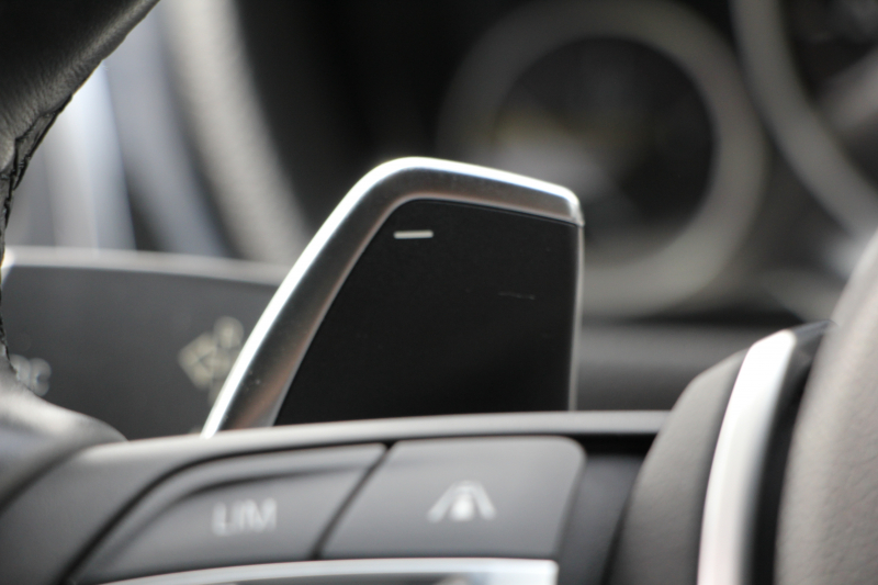 BMW 3シリーズ 320i ﾂｰﾘﾝｸﾞMｽﾎﾟｰﾂ 最終ﾓﾃﾞﾙ 新ｴﾝｼﾞﾝ ｼｰﾄﾋｰﾀｰ LEDﾍｯﾄﾞﾗｲﾄ&ﾃｰﾙ NEWﾙｰﾑﾐﾗｰ 追従ACC ﾚｰﾝﾁｪﾝｼﾞ警告 ﾀｯﾁﾊﾟﾈﾙ対応HDDﾅﾋﾞ Bｶﾒﾗ Bluetooth接続 ﾊﾟﾄﾞﾙｼﾌﾄ 電動ﾄﾗﾝｸ 衝突軽減ﾌﾞﾚｰｷ 車線逸脱警告 歩行者警告 2年保証