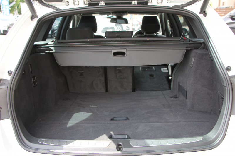 BMW 3シリーズ 320i ﾂｰﾘﾝｸﾞMｽﾎﾟｰﾂ 最終ﾓﾃﾞﾙ 新ｴﾝｼﾞﾝ ｼｰﾄﾋｰﾀｰ LEDﾍｯﾄﾞﾗｲﾄ&ﾃｰﾙ NEWﾙｰﾑﾐﾗｰ 追従ACC ﾚｰﾝﾁｪﾝｼﾞ警告 ﾀｯﾁﾊﾟﾈﾙ対応HDDﾅﾋﾞ Bｶﾒﾗ Bluetooth接続 ﾊﾟﾄﾞﾙｼﾌﾄ 電動ﾄﾗﾝｸ 衝突軽減ﾌﾞﾚｰｷ 車線逸脱警告 歩行者警告 2年保証