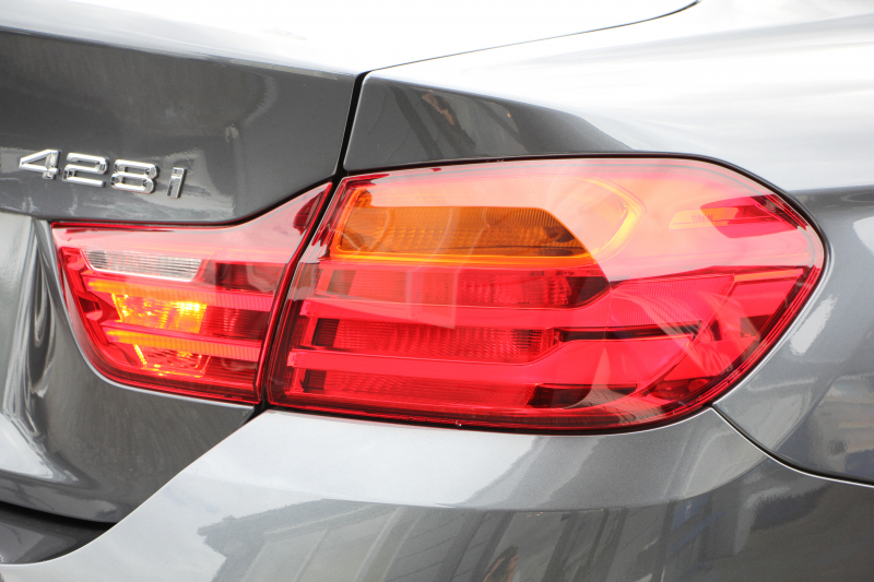 BMW 4シリーズ 428i ｸｰﾍﾟMｽﾎﾟｰﾂ 高出力 245馬力 ﾋｰﾀｰ黒革 LEDﾍｯﾄﾞﾗｲﾄ 追従ACC HUD ｵﾌﾟｼｮﾝ19AW 左右出しﾏﾌﾗｰ 衝突軽減ﾌﾞﾚｰｷ 車線逸脱警告 歩行者警告 ﾀｯﾁﾊﾟｯﾄﾞ対応HDDﾅﾋﾞｽﾏｰﾄｷｰ Bluetooth接続 2年保証