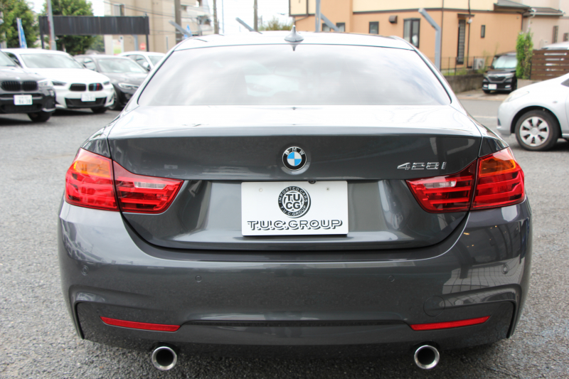 BMW 4シリーズ 428i ｸｰﾍﾟMｽﾎﾟｰﾂ 高出力 245馬力 ﾋｰﾀｰ黒革 LEDﾍｯﾄﾞﾗｲﾄ 追従ACC HUD ｵﾌﾟｼｮﾝ19AW 左右出しﾏﾌﾗｰ 衝突軽減ﾌﾞﾚｰｷ 車線逸脱警告 歩行者警告 ﾀｯﾁﾊﾟｯﾄﾞ対応HDDﾅﾋﾞｽﾏｰﾄｷｰ Bluetooth接続 2年保証