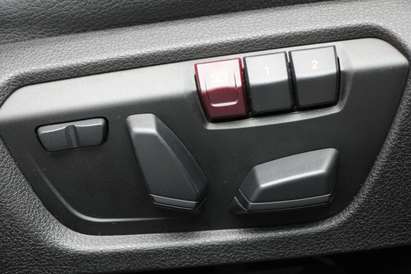 BMW 4シリーズ 428i ｸｰﾍﾟMｽﾎﾟｰﾂ 高出力 245馬力 ﾋｰﾀｰ黒革 LEDﾍｯﾄﾞﾗｲﾄ 追従ACC HUD ｵﾌﾟｼｮﾝ19AW 左右出しﾏﾌﾗｰ 衝突軽減ﾌﾞﾚｰｷ 車線逸脱警告 歩行者警告 ﾀｯﾁﾊﾟｯﾄﾞ対応HDDﾅﾋﾞｽﾏｰﾄｷｰ Bluetooth接続 2年保証