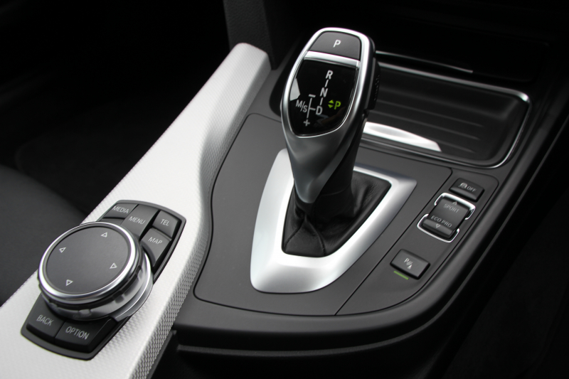 BMW 4シリーズ 428i ｸｰﾍﾟMｽﾎﾟｰﾂ 高出力 245馬力 ﾋｰﾀｰ黒革 LEDﾍｯﾄﾞﾗｲﾄ 追従ACC HUD ｵﾌﾟｼｮﾝ19AW 左右出しﾏﾌﾗｰ 衝突軽減ﾌﾞﾚｰｷ 車線逸脱警告 歩行者警告 ﾀｯﾁﾊﾟｯﾄﾞ対応HDDﾅﾋﾞｽﾏｰﾄｷｰ Bluetooth接続 2年保証