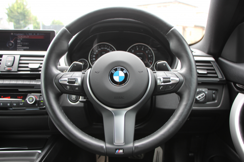BMW 4シリーズ 428i ｸｰﾍﾟMｽﾎﾟｰﾂ 高出力 245馬力 ﾋｰﾀｰ黒革 LEDﾍｯﾄﾞﾗｲﾄ 追従ACC HUD ｵﾌﾟｼｮﾝ19AW 左右出しﾏﾌﾗｰ 衝突軽減ﾌﾞﾚｰｷ 車線逸脱警告 歩行者警告 ﾀｯﾁﾊﾟｯﾄﾞ対応HDDﾅﾋﾞｽﾏｰﾄｷｰ Bluetooth接続 2年保証