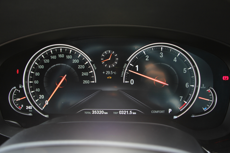 BMW 5シリーズ 540i Xdrive Mｽﾎﾟｰﾂ ｲﾉﾍﾞｰｼｮﾝ&ｺﾝﾌｫｰﾄP 直6ﾀｰﾎﾞ4WD 340馬力 ｻﾝﾙｰﾌ 全席ﾋｰﾀｰ黒革 ﾏｯｻｰｼﾞ&ﾍﾞﾝﾁﾚｰｼｮﾝ ｼﾞｪｽﾁｬｰC 純正可変&ｼｭﾆｯﾂｧｰｻｽ 3Ddesign20AW 液晶ﾒｰﾀｰ HUD 追従ACC LEDﾍｯﾄﾞﾗｲﾄ ﾀｯﾁ画面HDDﾅﾋﾞTV Mspﾌﾞﾚｰｷ 2年保証