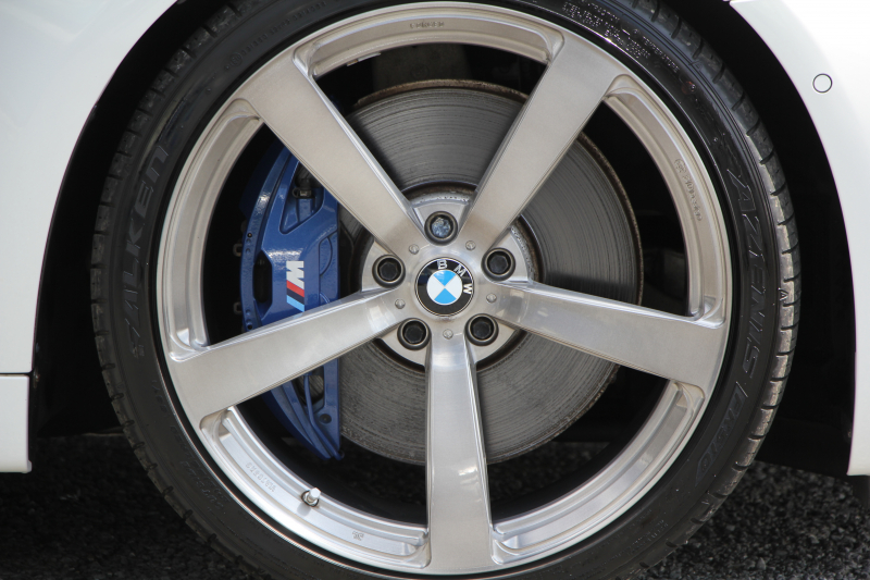 BMW 5シリーズ 540i Xdrive Mｽﾎﾟｰﾂ ｲﾉﾍﾞｰｼｮﾝ&ｺﾝﾌｫｰﾄP 直6ﾀｰﾎﾞ4WD 340馬力 ｻﾝﾙｰﾌ 全席ﾋｰﾀｰ黒革 ﾏｯｻｰｼﾞ&ﾍﾞﾝﾁﾚｰｼｮﾝ ｼﾞｪｽﾁｬｰC 純正可変&ｼｭﾆｯﾂｧｰｻｽ 3Ddesign20AW 液晶ﾒｰﾀｰ HUD 追従ACC LEDﾍｯﾄﾞﾗｲﾄ ﾀｯﾁ画面HDDﾅﾋﾞTV Mspﾌﾞﾚｰｷ 2年保証