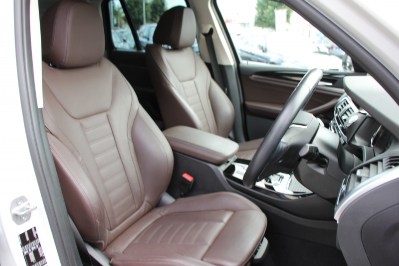 BMW X3 Xdrive20d Xﾗｲﾝ 真珠色 1ｵｰﾅ 全席ﾋｰﾀｰ茶革 HUD 追従ACC ｽﾃｱﾘﾝｸﾞｻﾎﾟｰﾄ 液晶ﾒｰﾀｰ ﾀｯﾁ画面対応HDDﾅﾋﾞTV LEDﾍｯﾄﾞﾗｲﾄ ｵｰﾄﾊｲﾋﾞｰﾑ 360度ｶﾒﾗ 電動ﾄﾗﾝｸ 衝突軽減ﾌﾞﾚｰｷ 車線逸脱警告 歩行者警告 2年保証