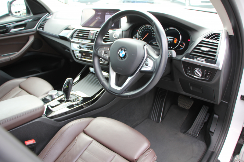 BMW X3 Xdrive20d Xﾗｲﾝ 真珠色 1ｵｰﾅ 全席ﾋｰﾀｰ茶革 HUD 追従ACC ｽﾃｱﾘﾝｸﾞｻﾎﾟｰﾄ 液晶ﾒｰﾀｰ ﾀｯﾁ画面対応HDDﾅﾋﾞTV LEDﾍｯﾄﾞﾗｲﾄ ｵｰﾄﾊｲﾋﾞｰﾑ 360度ｶﾒﾗ 電動ﾄﾗﾝｸ 衝突軽減ﾌﾞﾚｰｷ 車線逸脱警告 歩行者警告 2年保証