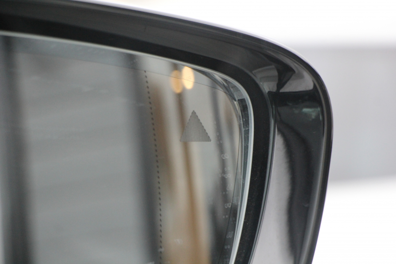 BMW 5シリーズ 530i Mｽﾎﾟｰﾂ ｲﾉﾍﾞｰｼｮﾝP 1ｵｰﾅ 高出力 252馬力 全席ﾋｰﾀｰ黒革 HUD ﾃﾞｨｽﾌﾟﾚｲｷｰ ﾘﾓｰﾄﾊﾟｰｷﾝｸﾞ追従ACC ｽﾃｱﾘﾝｸﾞｻﾎﾟｰﾄ LEDﾍｯﾄﾞﾗｲﾄ ｵｰﾄﾊｲﾋﾞｰﾑ ﾀｯﾁ画面HDDﾅﾋﾞTV ｼﾞｪｽﾁｬｰC 360度ｶﾒﾗ Pｱｼｽﾄﾌﾟﾗｽ 電動ﾄﾗﾝｸ 2年保証