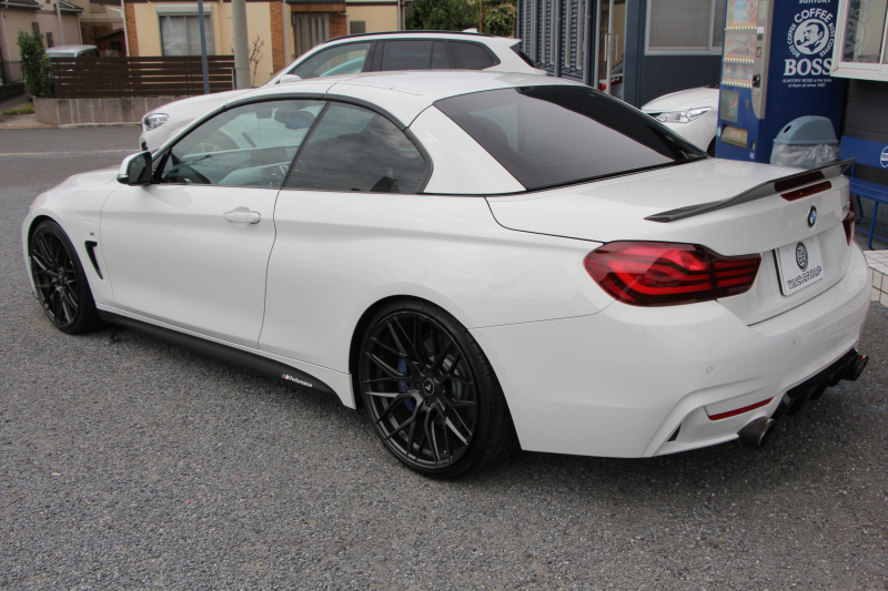 BMW 4シリーズ 440i ｶﾌﾞﾘｵﾚ Mｽﾎﾟｰﾂ 変更後B58新ｴﾝｼﾞﾝ 326馬力 直6ﾀｰﾎﾞ電動ｵｰﾌﾟﾝ 後期ﾃｰﾙ ﾋｰﾀｰ黒革 LEDﾍｯﾄﾞﾗｲﾄ 追従ACC HUD ﾚｰﾝﾁｪﾝｼﾞ警告 vorsteiner20AW KW車高調 3Dﾃﾞｻﾞｲﾝｽﾎﾟｲﾗｰ M4ﾄﾞｱﾐﾗｰ 2年保証