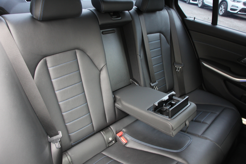 BMW 3シリーズ M340i Xdrive ｲﾉﾍﾞｰｼｮﾝP 4WD 直6ﾀｰﾎﾞ387馬力 ﾋｰﾀｰ黒革 ﾚｰｻﾞｰﾗｲﾄ HUD ｼﾞｪｽﾁｬｰC ﾊｰﾏﾝｶｰﾄﾞﾝｻﾗｳﾝﾄﾞｱﾀﾞﾌﾟﾃｨﾌﾞMｻｽ 専用ﾃﾞﾌ 19AW Mｽﾎﾟｰﾂﾌﾞﾚｰｷ BMWﾗｲﾌﾞｺｯｸﾋﾟｯﾄﾞﾊﾟｰｷﾝｸﾞｱｼｽﾄﾌﾟﾗｽ 360度ｶﾒﾗ 2年保証