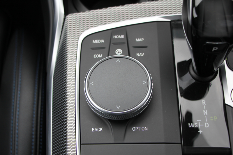 BMW 3シリーズ M340i Xdrive ｲﾉﾍﾞｰｼｮﾝP 4WD 直6ﾀｰﾎﾞ387馬力 ﾋｰﾀｰ黒革 ﾚｰｻﾞｰﾗｲﾄ HUD ｼﾞｪｽﾁｬｰC ﾊｰﾏﾝｶｰﾄﾞﾝｻﾗｳﾝﾄﾞｱﾀﾞﾌﾟﾃｨﾌﾞMｻｽ 専用ﾃﾞﾌ 19AW Mｽﾎﾟｰﾂﾌﾞﾚｰｷ BMWﾗｲﾌﾞｺｯｸﾋﾟｯﾄﾞﾊﾟｰｷﾝｸﾞｱｼｽﾄﾌﾟﾗｽ 360度ｶﾒﾗ 2年保証