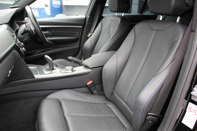 BMW 3シリーズ 320i ﾂｰﾘﾝｸﾞMｽﾎﾟｰﾂ ｴﾃﾞｨｼｮﾝｼｬﾄﾞｰ 1ｵｰﾅ 後期 限定車 新ｴﾝｼﾞﾝ 液晶ﾒｰﾀｰ ﾋｰﾀｰ黒革 ﾌﾞﾙｰｽﾃｯﾁ 19AW ﾀﾞｰｸLEDﾍｯﾄﾞﾗｲﾄ&ﾃｰﾙ 追従ACC ﾚｰﾝﾁｪﾝｼﾞ警告 ﾀｯﾁﾊﾟﾈﾙ対応HDDﾅﾋﾞﾌﾙｾｸﾞTV  Bluetooth接続 Bｶﾒﾗ 電動ﾄﾗﾝｸ 2年保証