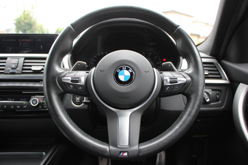 BMW 3シリーズ 320i ﾂｰﾘﾝｸﾞMｽﾎﾟｰﾂ ｴﾃﾞｨｼｮﾝｼｬﾄﾞｰ 1ｵｰﾅ 後期 限定車 新ｴﾝｼﾞﾝ 液晶ﾒｰﾀｰ ﾋｰﾀｰ黒革 ﾌﾞﾙｰｽﾃｯﾁ 19AW ﾀﾞｰｸLEDﾍｯﾄﾞﾗｲﾄ&ﾃｰﾙ 追従ACC ﾚｰﾝﾁｪﾝｼﾞ警告 ﾀｯﾁﾊﾟﾈﾙ対応HDDﾅﾋﾞﾌﾙｾｸﾞTV  Bluetooth接続 Bｶﾒﾗ 電動ﾄﾗﾝｸ 2年保証